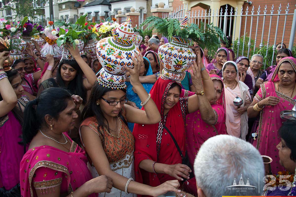 ©1987-2017 SKS Swaminarayan Temple East London